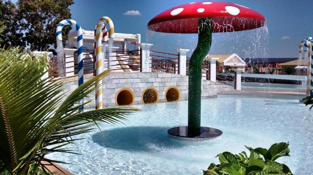 L'Acqua Diroma - Suites Confortaveis - Diversao Garantida - Piscina De Ondas Exclusiva Caldas Novas Exterior foto